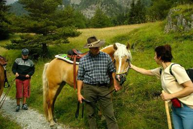 Uscite a cavallo guidate con l’albergatore Rudolf